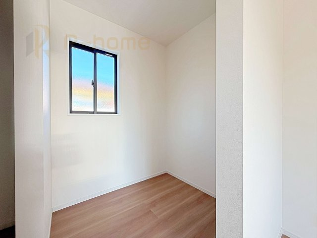 土浦市天川6期　新築戸建て　1号棟のその他|使い勝手が良いフリースペース！収納やワークスペースなど生活に合わせて活用♪