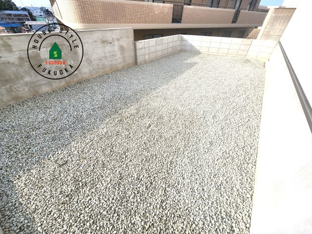 福岡市城南区堤1丁目第3-2棟（1号棟）の庭|お庭で自由な時間を過ごせます。