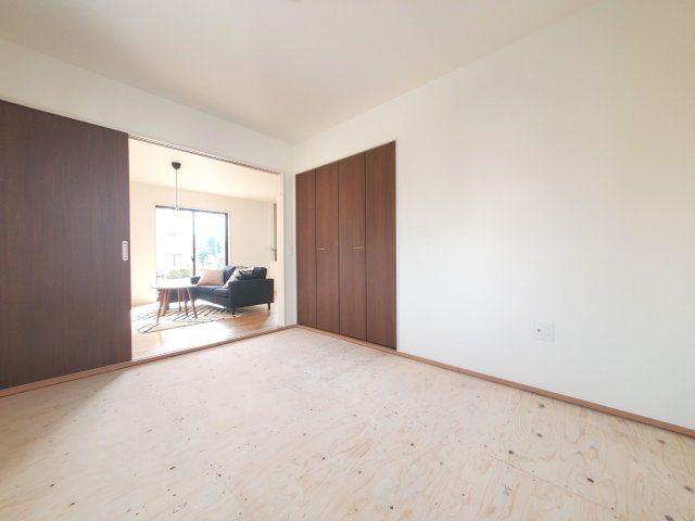 福岡市城南区堤1丁目第3-2棟（1号棟）の内観：施工例|柔らかい畳が心地よい和室