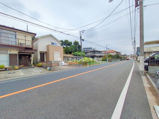 祝：成約済み　八王子市　下柚木　中古戸建の前面道路含む現地写真|～仲介手数料無料☆八王子ひなた不動産～八王子市下柚木　中古戸建
