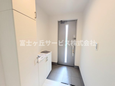 【玄関】 | 浜松市中央区原島町 3期 新築一戸建て | 玄関です