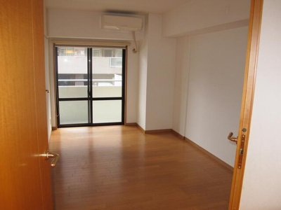  | 洋室６．８帖　ウォークインク… 