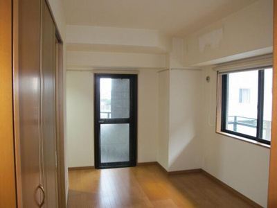  | 洋室６．１帖　２面採光 