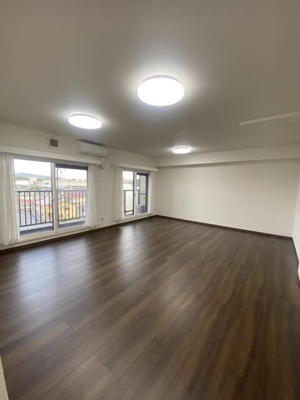  | 約２０帖の広々リビング 