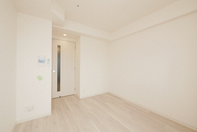 アドバンス大阪カーサの居間・リビング