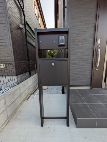 八王子市　下恩方町　新築一戸建て　１６期の設備|～スタイリッシュな機能門柱～
