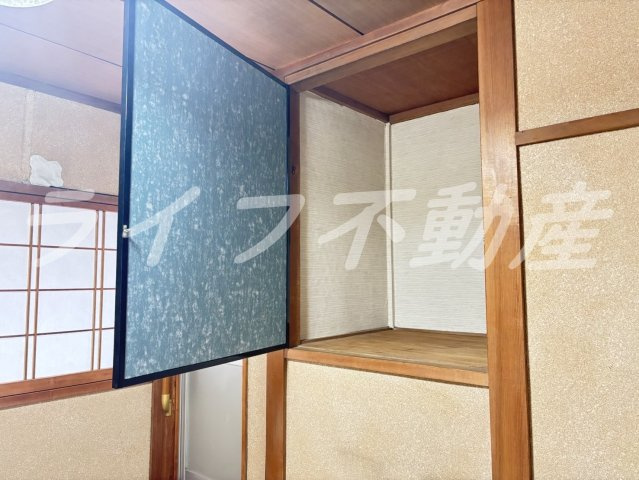 東大阪市花園東町１丁目のテラスの収納|専用の収納スペースです