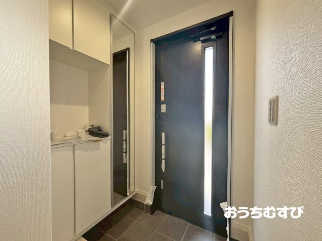 名東区山の手31801(全2棟)の玄関