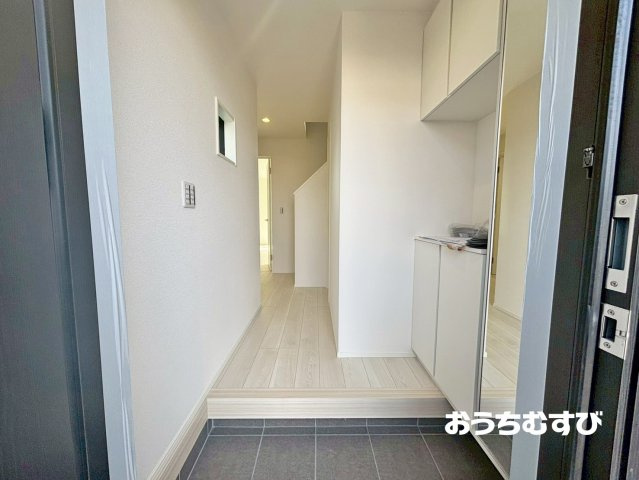 名東区山の手31801(全2棟)の玄関