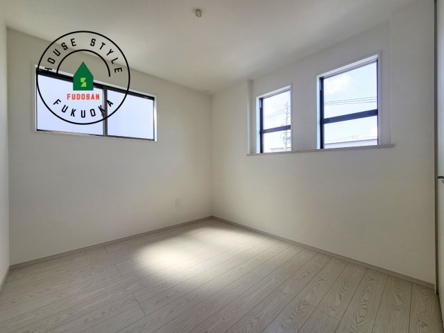 糟屋郡宇美町若草1丁目第4-3棟(4号棟)の子供部屋|穏やかな光が差し込む室内には、穏やかな時間が流れます。