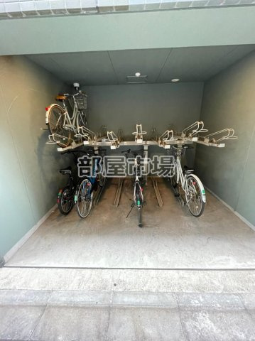 PREMIUM CUBE G 上野のその他共用部分|駐輪場