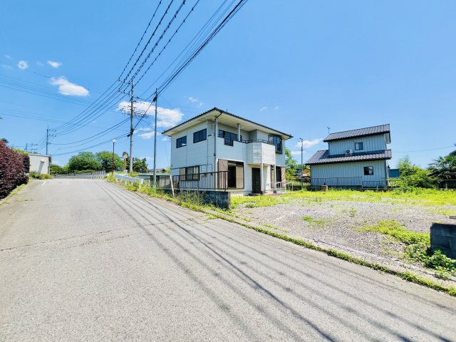 前橋市馬場町の前面道路含む現地写真|閑静な住宅地で駐車も楽々♪
