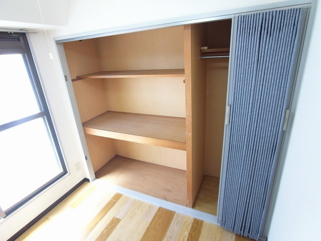 ＳＡＮＫＯラフィーネ三宮の収納