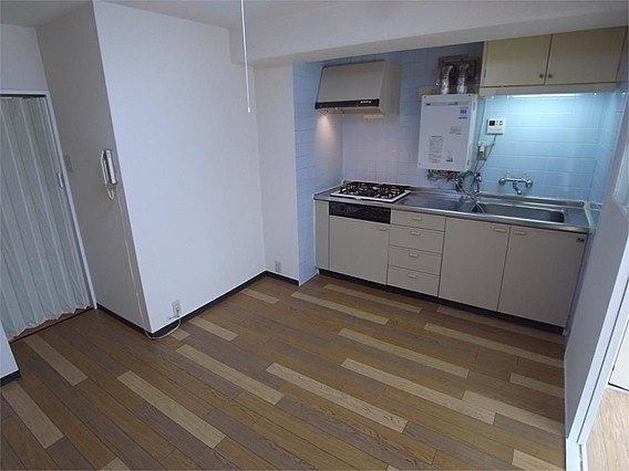 ＳＡＮＫＯラフィーネ三宮の居間・リビング