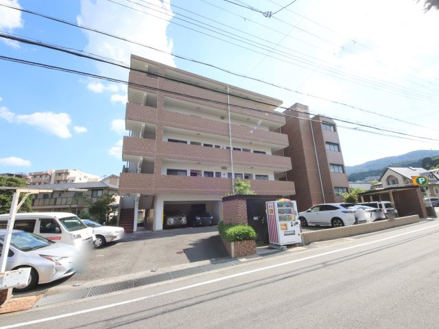 レフィナード・ラ・シャレー生駒の外観パース