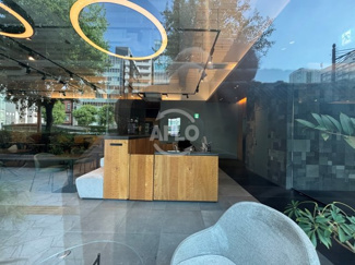 【ロビー】 | The Place | The　Place