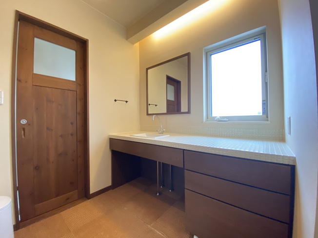 【独立洗面台】 | 富合町大町