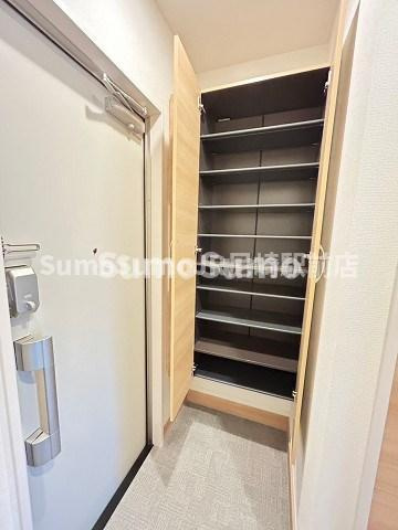 estrelaの収納|大きなものも収納できそうです