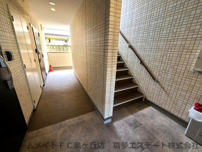 【ロビー】 | TKアンバーコート羽衣