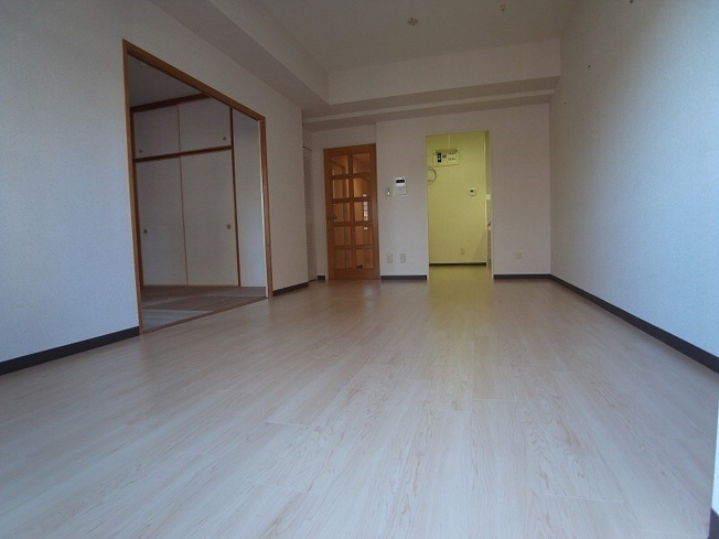 【居間・リビング】 | コーポレート相模原三丁目