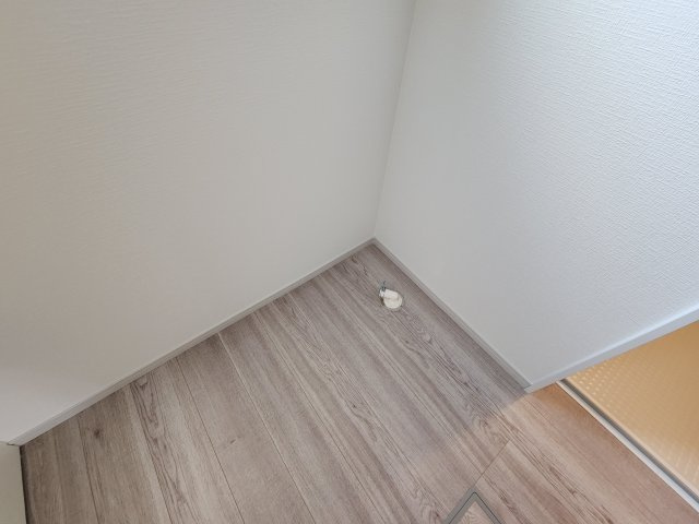 春日市弥生7丁目第1-3棟(3号棟)のランドリースペース|ランドリースペースとなります。広々して有効的にご使用できます。 