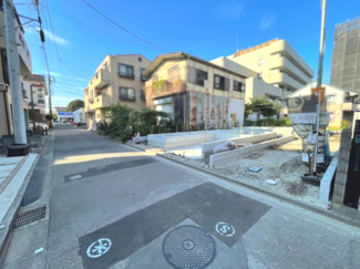 【前面道路含む現地写真】 | 前面道路