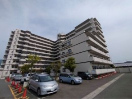 東大阪市下六万寺町１丁目の賃貸マンションの外観