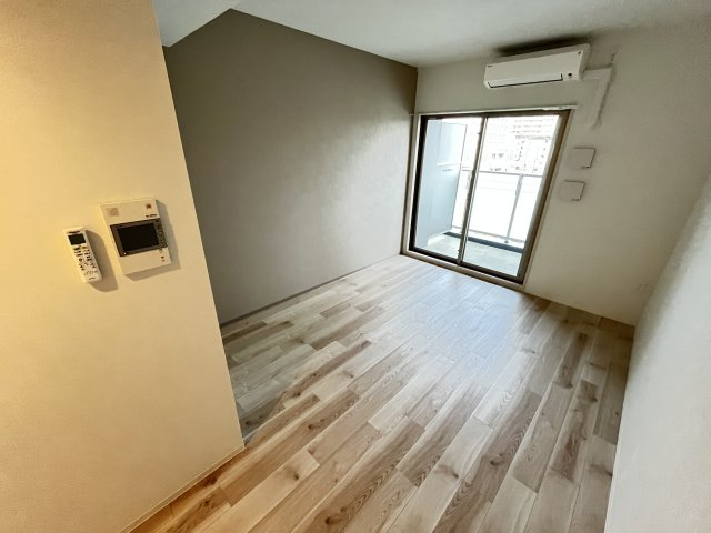 ファーストフィオーレ長田グランディールの洋室