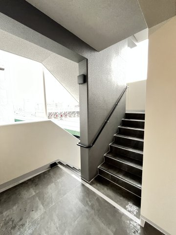 ファーストフィオーレ長田グランディールのロビー