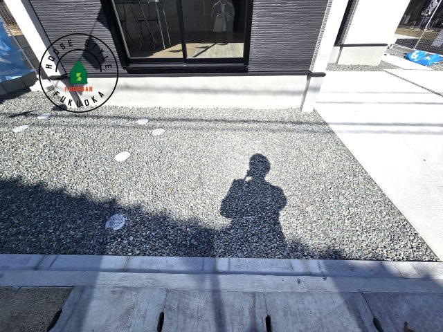 古賀市千鳥6丁目第1-2棟（1号棟）の庭|お庭で自由な時間を過ごせます。