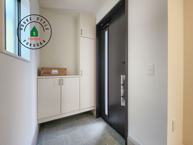 古賀市千鳥6丁目第1-2棟（1号棟）の防犯設備|二重ロックでしっかり防犯対策ができます。