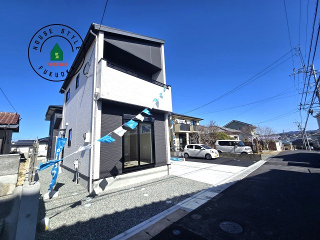 古賀市千鳥6丁目第1-2棟（1号棟）の前面道路含む現地写真|見学の時間などお気軽にお問い合わせ下さい。