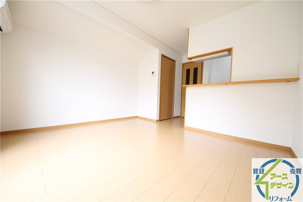 グレース伍番館の居間・リビング