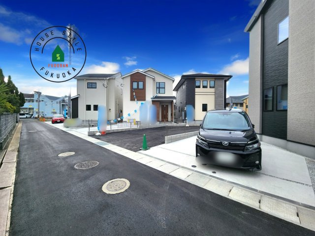 太宰府市通古賀5丁目第3-6棟(2号棟)の前面道路含む現地写真|見学の時間などお気軽にお問い合わせ下さい。