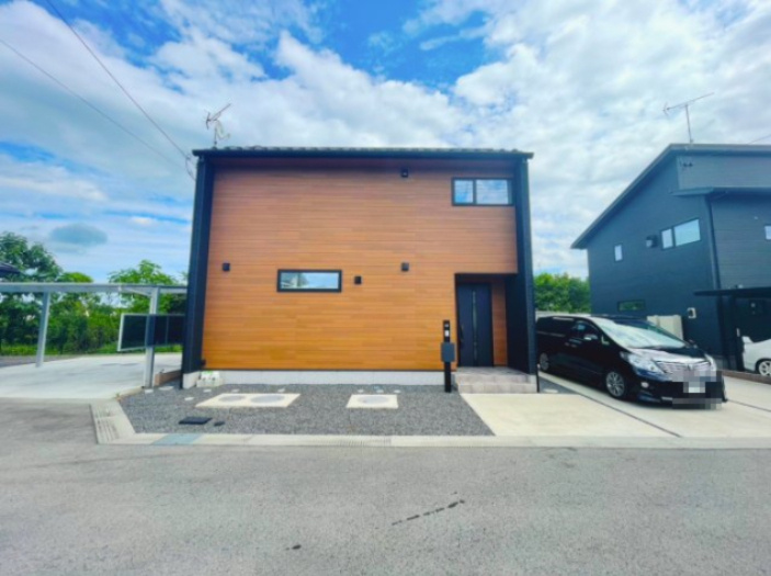 築浅積水施工中古住宅♪太陽光有の外観