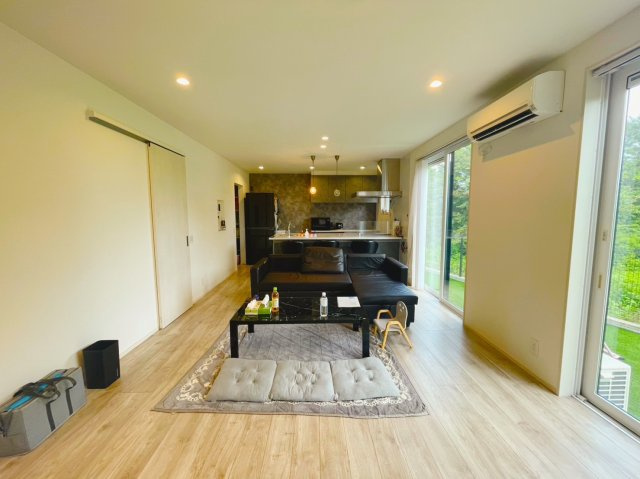 築浅積水施工中古住宅♪太陽光有の居間・リビング