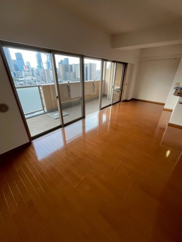 ライオンズマンション中津の居間・リビング