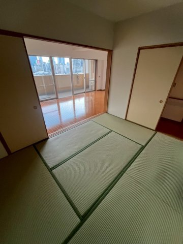 ライオンズマンション中津の和室