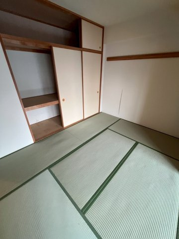 ライオンズマンション中津の和室