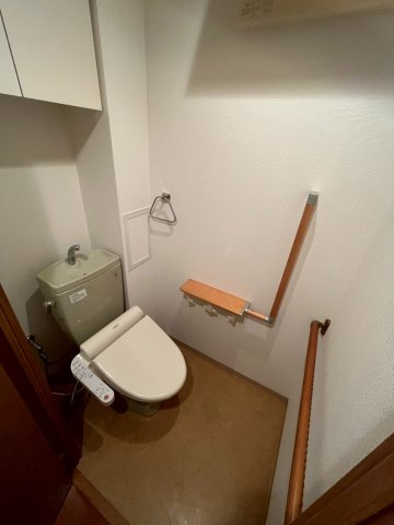 ライオンズマンション中津のトイレ