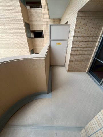 ライオンズマンション中津のバルコニー