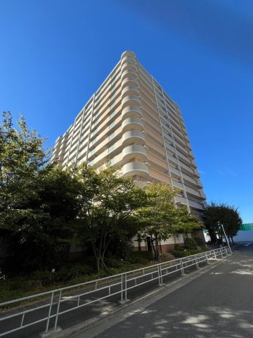 ライオンズマンション中津の外観