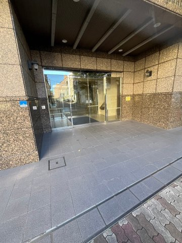 ライオンズマンション中津のエントランス