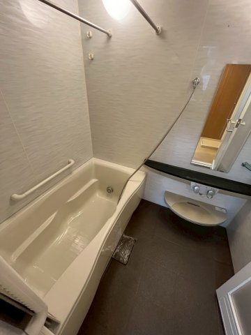 ライオンズマンション中津の浴室