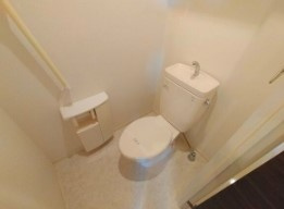 東大阪市瓢箪山町のアパートのトイレ