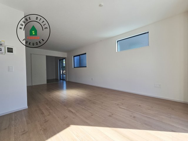 太宰府市青山2丁目第3-2棟(1号棟)の洋室|明るい洋室です