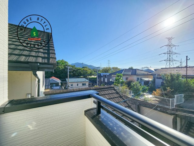 福岡市城南区友丘6丁目第3-4棟（4号棟）の展望|窓から緑が見える物件も魅力的です。