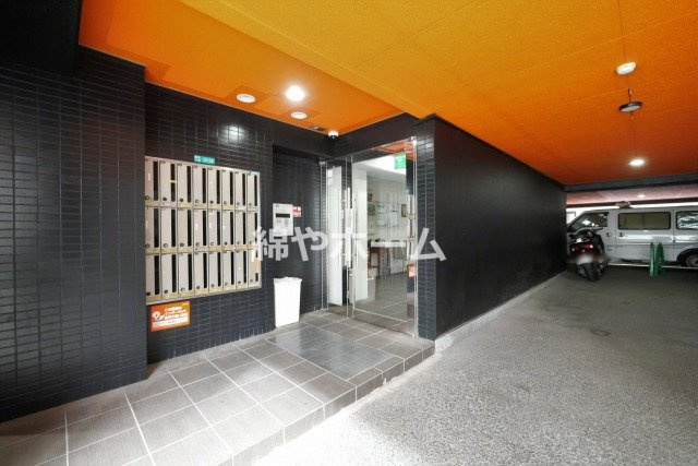 フォレステージ緑橋のエントランス|清潔なエントランスです