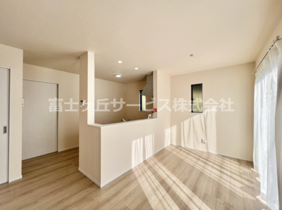 【キッチン】 | 沼津市西沢田 新築一戸建て B号棟 | お料理しやすいキッチンです