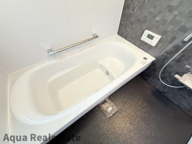 高松市円座町モデルハウスの浴室|日々の疲れを癒すお風呂付です